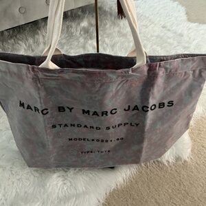 MARC BY MARC JACOBS LARGE  TOTE 21x14 INCHES